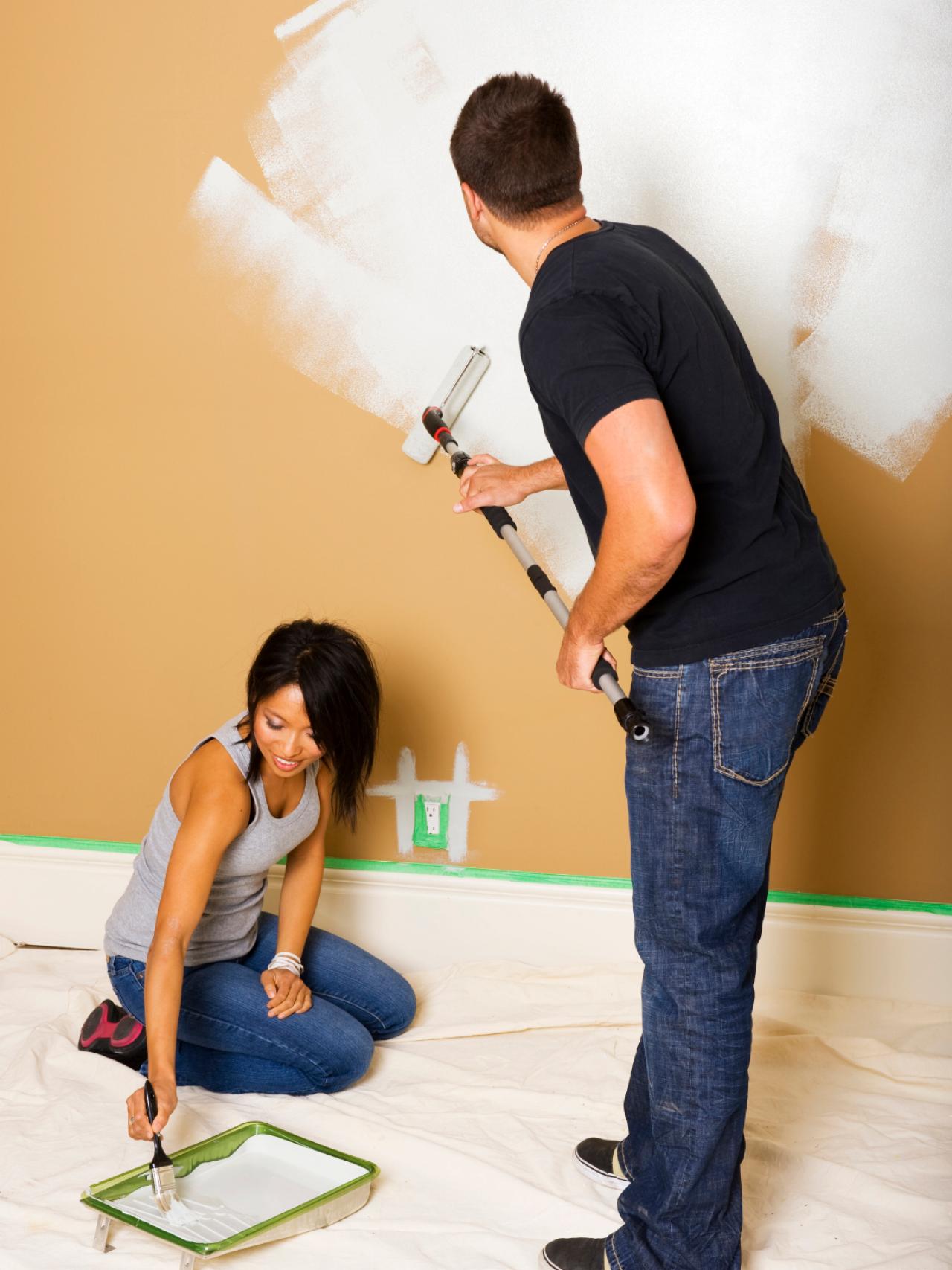 Детальная пошаговая инструкция, как прогрунтовать и покрасить стены